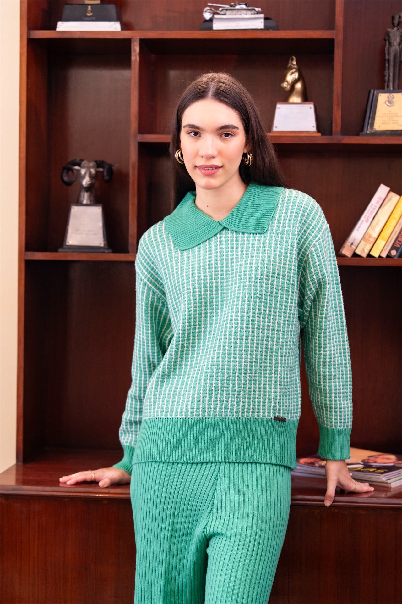 Chic Women’s Lounge Co-ord Set – Trendy & Comfy Knitwear Outfit